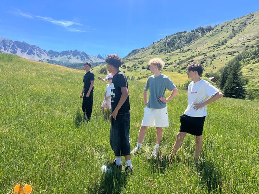 Ados à la montagne